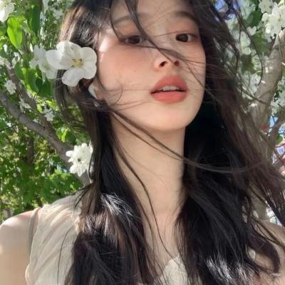 一个女孩和一个男孩